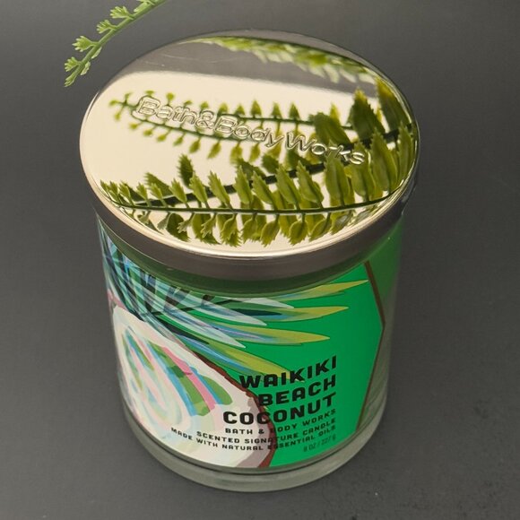 BBW Waikiki Beach Coconut Bath & Body Works Single Wick Candle - Picture 4 of 10